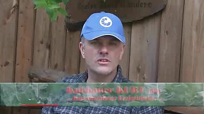 یاران از برخی روسپی ها استقبال می کنند و ویدیوسکس مادروپسر نشان می دهند که فحاشی به چه معناست